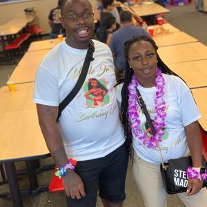 Meet your Posher, Larry